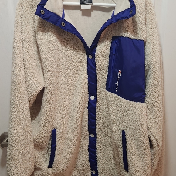 Champion Cream Sherpa Jacket - Picture 2 of 6